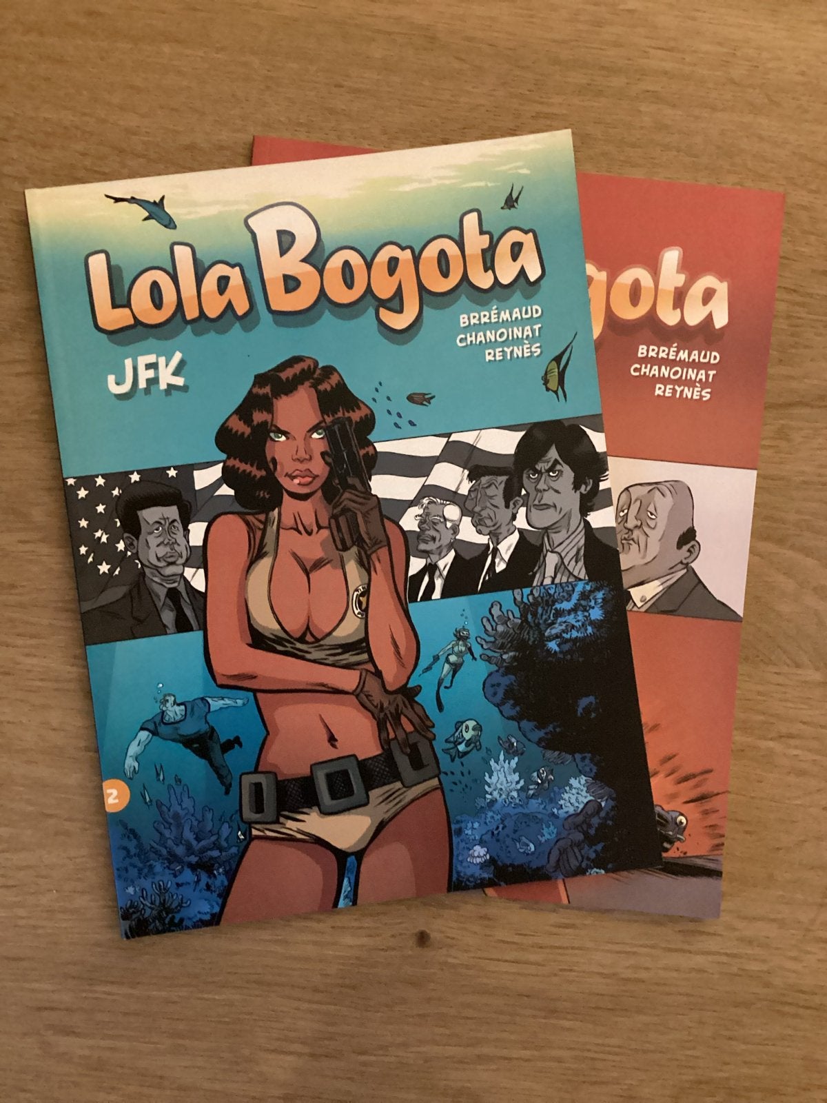 Lola Bogota - JFK stripboek 2 delen, Eén stripboek, Ophalen of Verzenden, Zo goed als nieuw