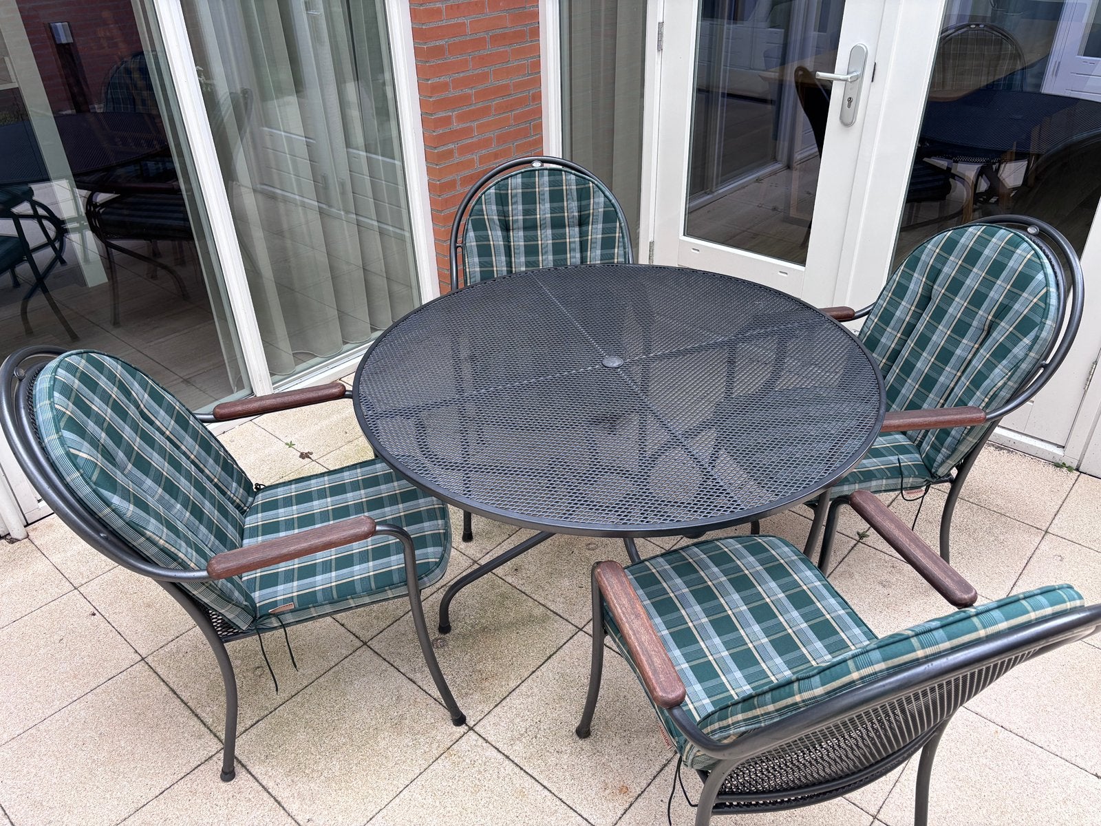 Ronde tuintafel met 4 stoelen, Ophalen, 4 zitplaatsen, Gebruikt, Eettafel