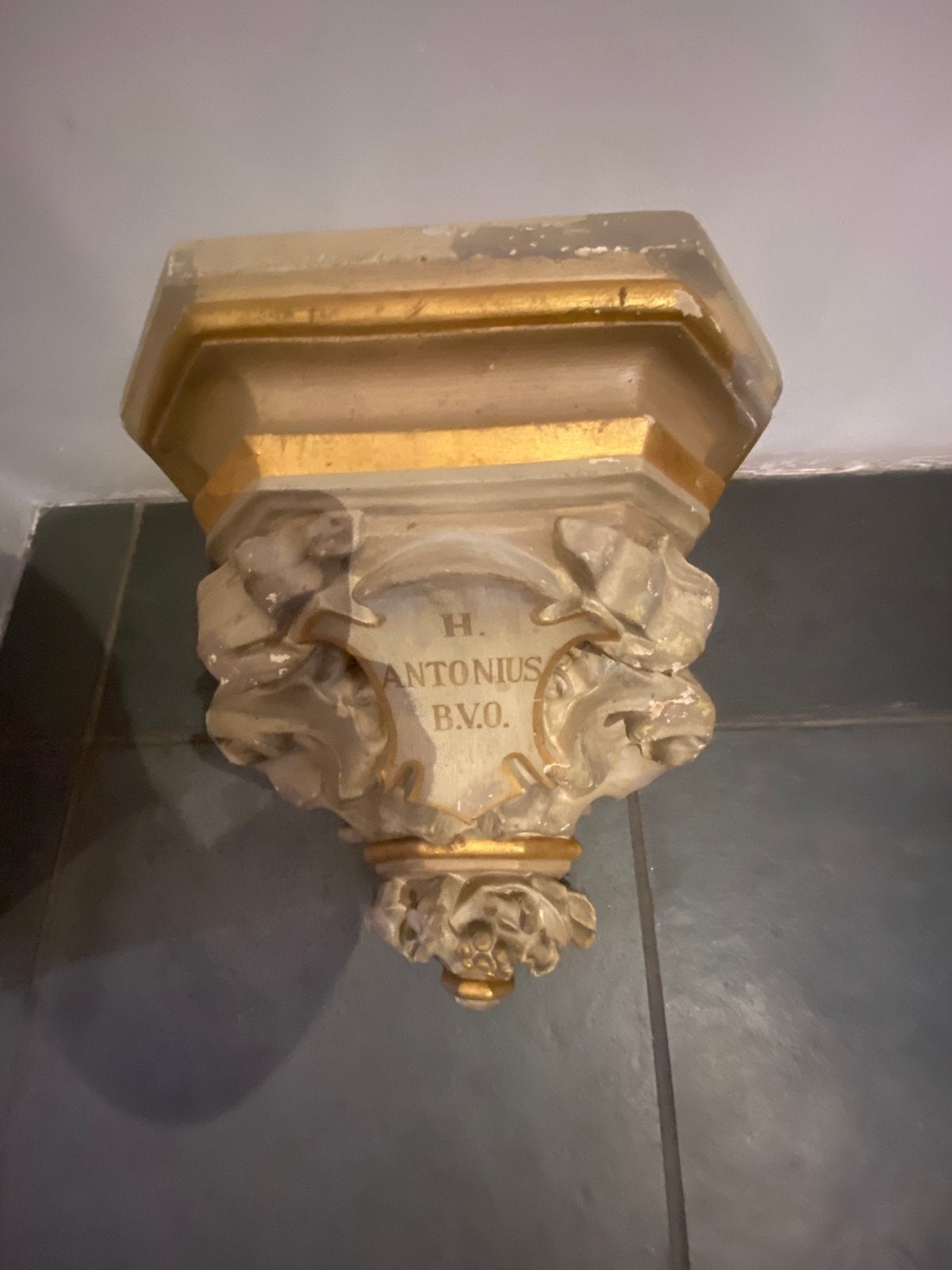 Antieke plaasteren wand console, Ophalen of Verzenden, Zo goed als nieuw