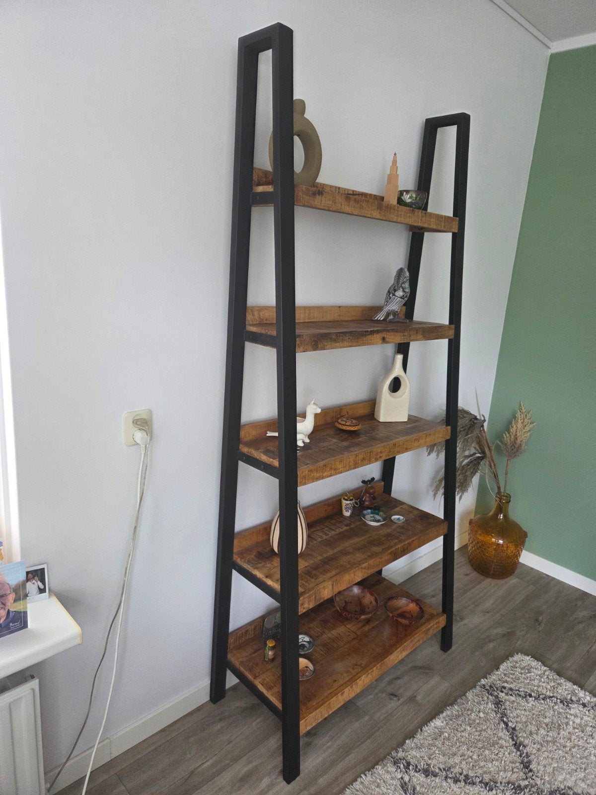 New Haven mango houten boekenkast (eventueel met tv meubel), Huis en Inrichting, Ophalen, Met plank(en), Gebruikt, 200 cm of meer