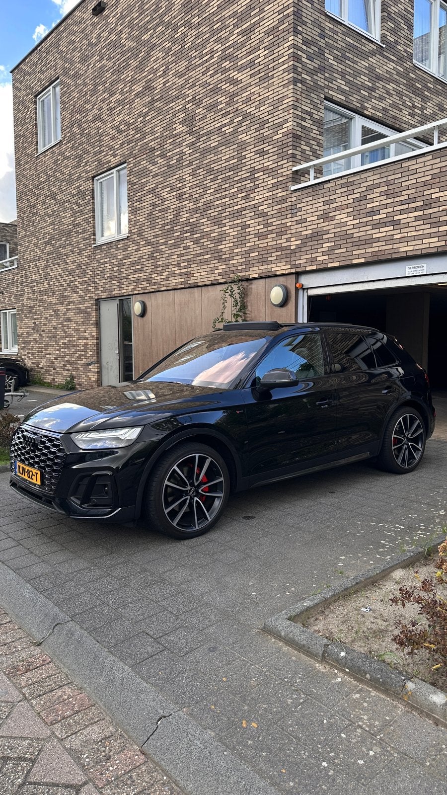Audi Q5 55 367pk CARBON | PANO | 360 | LUCHTVERING | HUD B&O, Auto's, Automaat, Dealer onderhouden, 4 cilinders, Zwart
