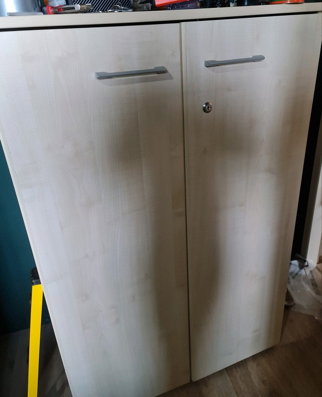 Esdoorn Houten Kantoorkast met Slot en Twee Sleutels, Ophalen, Zo goed als nieuw