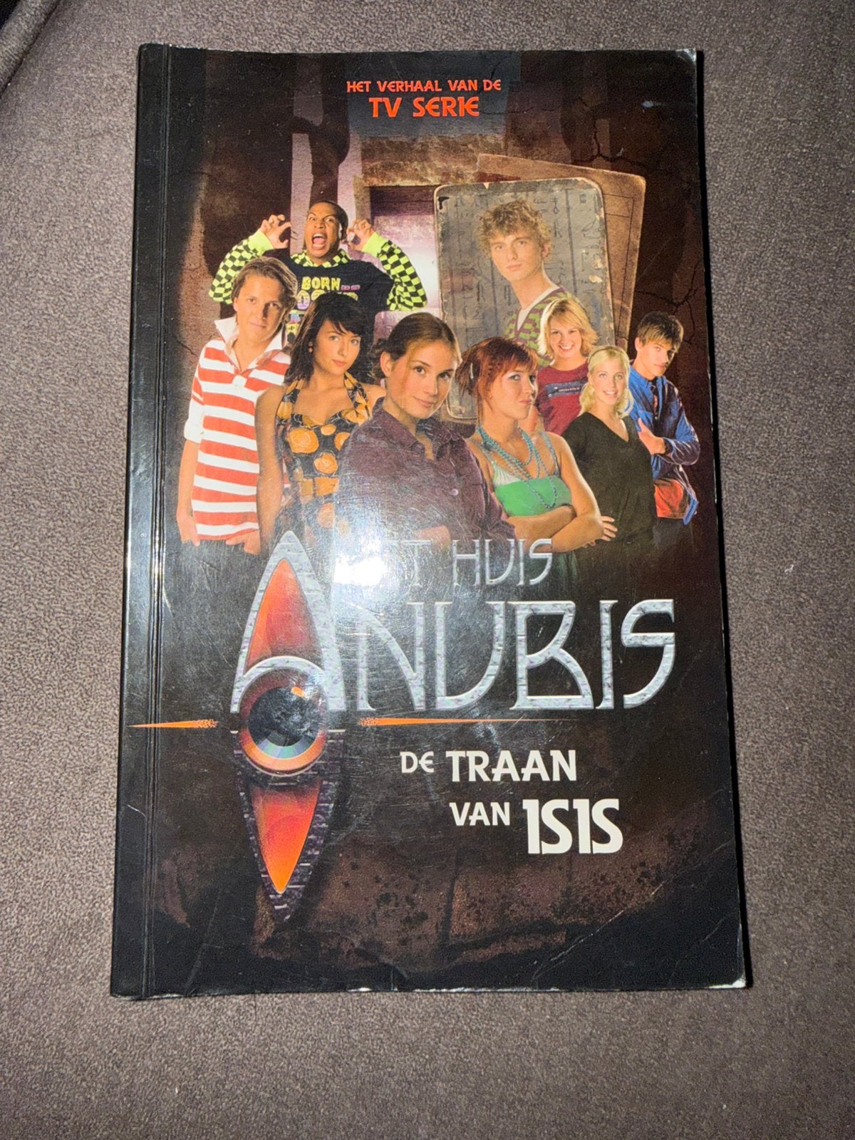 Het huis anubis, Ophalen, Zo goed als nieuw
