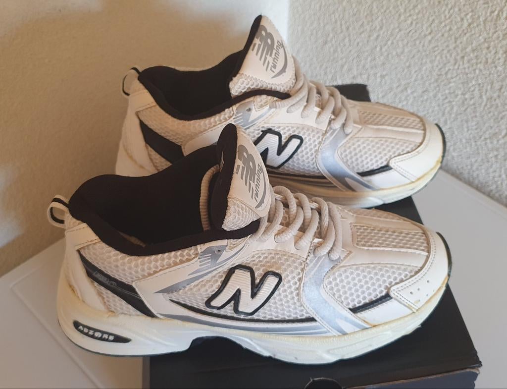 New Balance 530 sneakers, Kleding | Dames, Schoenen, New Balance, Ophalen of Verzenden, Zo goed als nieuw, Wit