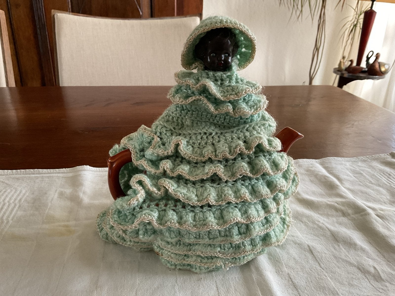 Vintage Made in Italy Babypopje met Gehaakte Theemuts, Ophalen of Verzenden, Gebruikt, Babypop