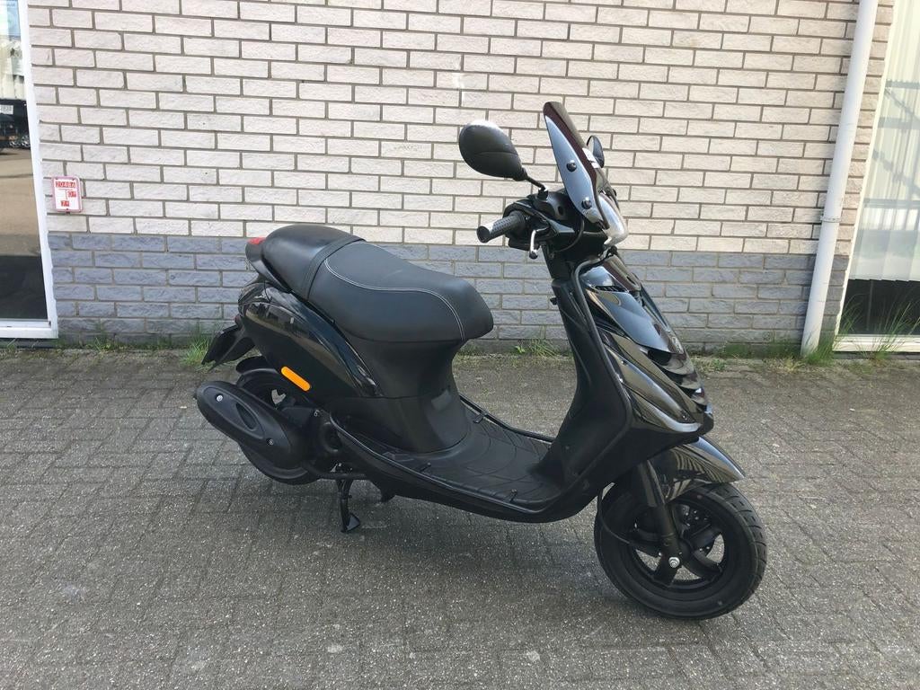 SUPER SNELLE: PIAGGIO ZIP SP 45KM BLACK ON BLACK 80CC B2018, Fietsen en Brommers, Scooters | Piaggio, PIAGGIO, Onbekend, Onbekend
