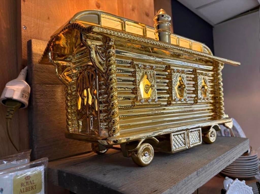 Woonwagen goudkleuring met verlichting Capodimonte, Ophalen of Verzenden, Nieuw, Overige materialen, Overige typen