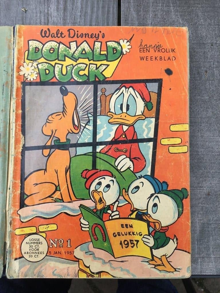 Donald Duck 1957 ingebonden, Meerdere stripboeken, Ophalen of Verzenden, Gelezen