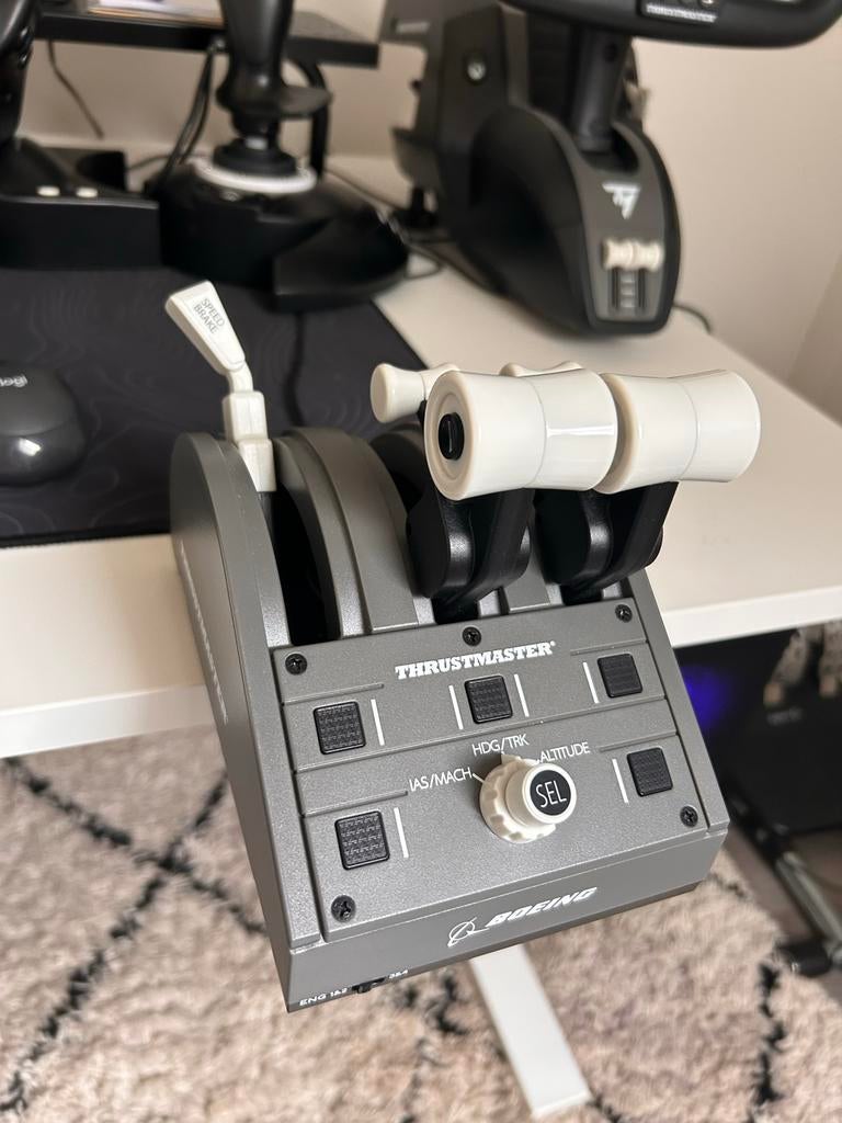 Thrustmaster Boeing Yoke & Throttle Quadrant, Computers en Software, Joysticks, Nieuw, Ophalen of Verzenden