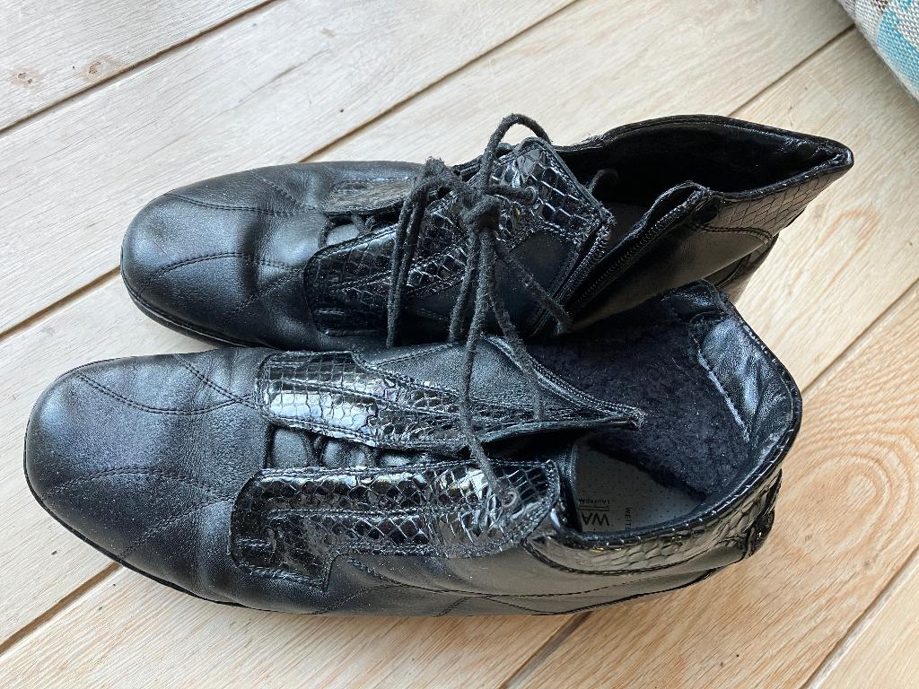 Damesschoen, zwart leer, Waldlaufer, Maat 39, Wijdte K, Kleding | Dames, Schoenen, Waldlaufer, Zwart, Lage of Enkellaarzen, Ophalen of Verzenden