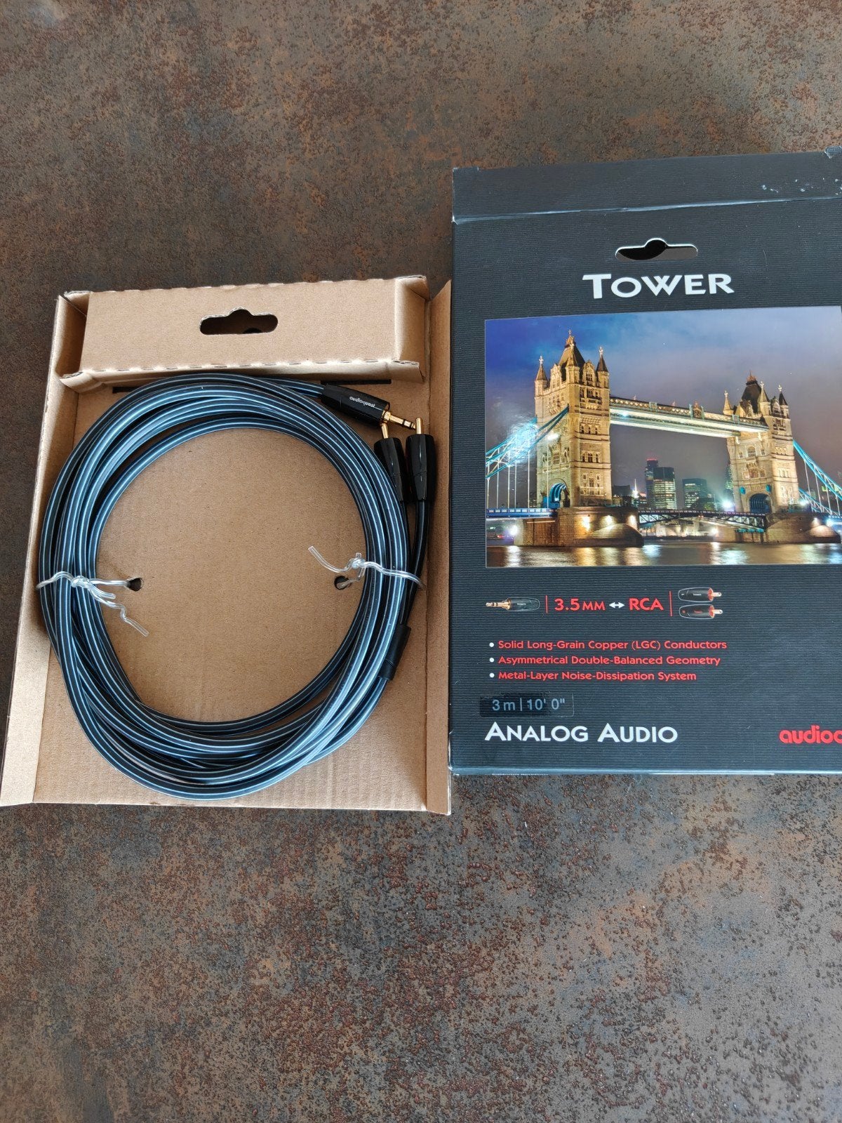 AudioQuest Tower RCA kabel 3,5 meter., Ophalen of Verzenden, Zo goed als nieuw, 2 tot 5 meter, Interlink-kabel