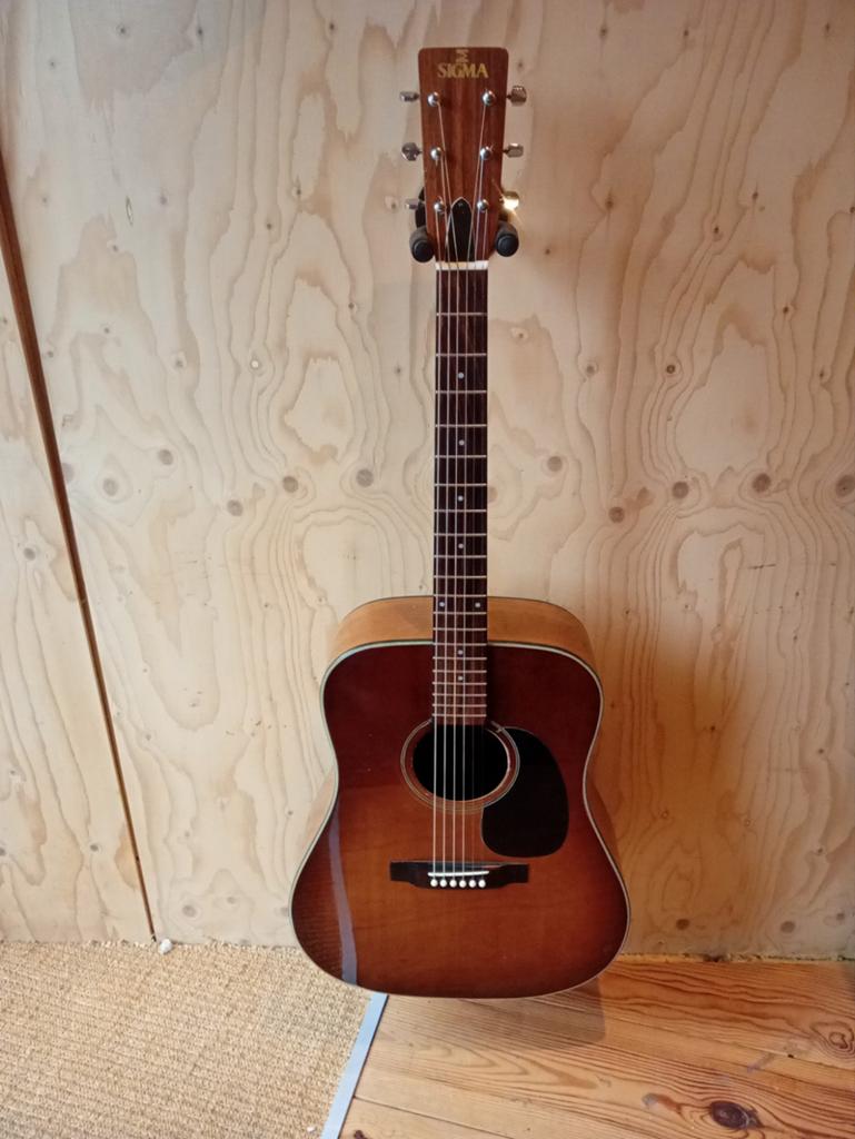 Sigma DM-5S, Ophalen of Verzenden, Gebruikt, Western- of Steelstringgitaar