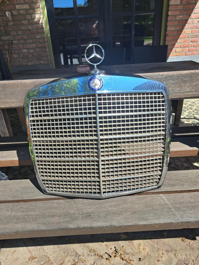 Mercedes w108/w109 grill, Ophalen, Bumper