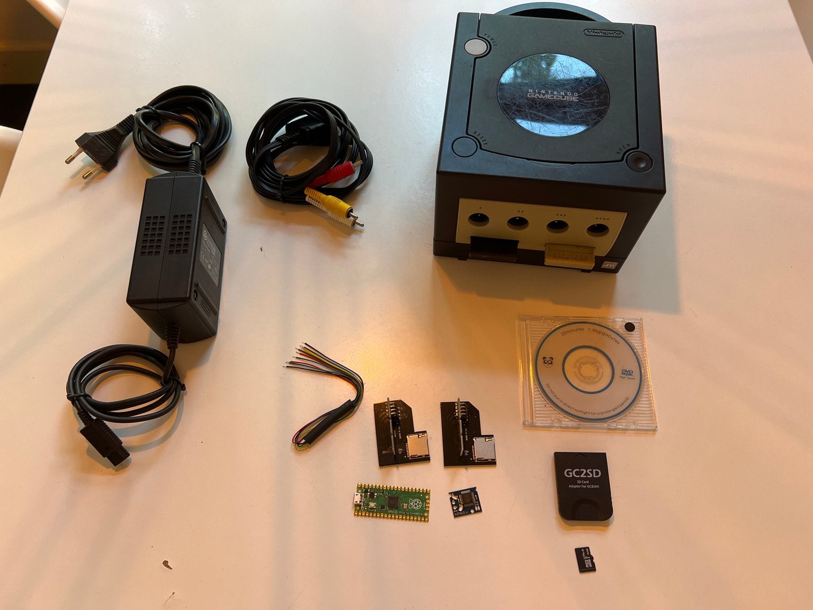 Nintendo GameCube VOOR ONDERDELEN en modding onderdelen, Spelcomputers en Games, Gebruikt, Zwart, Ophalen of Verzenden, Zonder controller