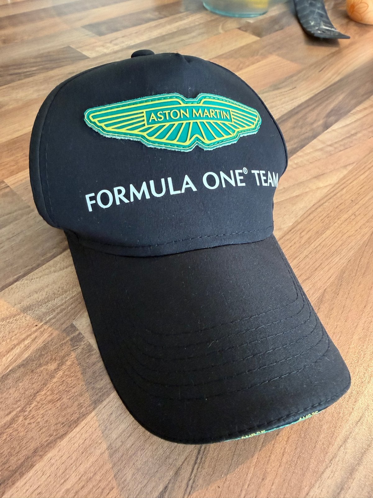 Aston Martin F1 Team Cap Zwart - BOSS, Valvoline, Aramco, Ophalen of Verzenden, Nieuw, One size fits all, Pet