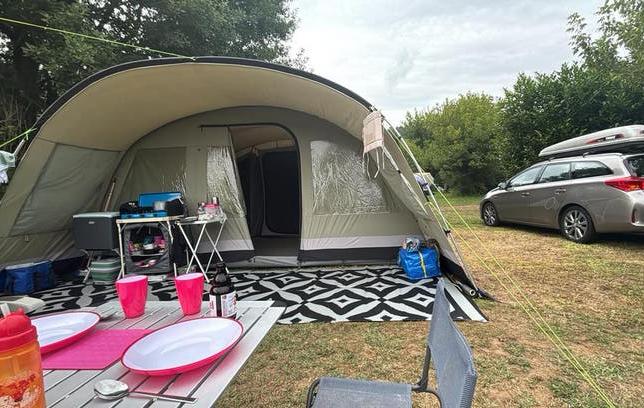 Outwell Wolf Lake 7 TC tunneltent incl. binnentapijt, Ophalen, Zo goed als nieuw, Meer dan 6