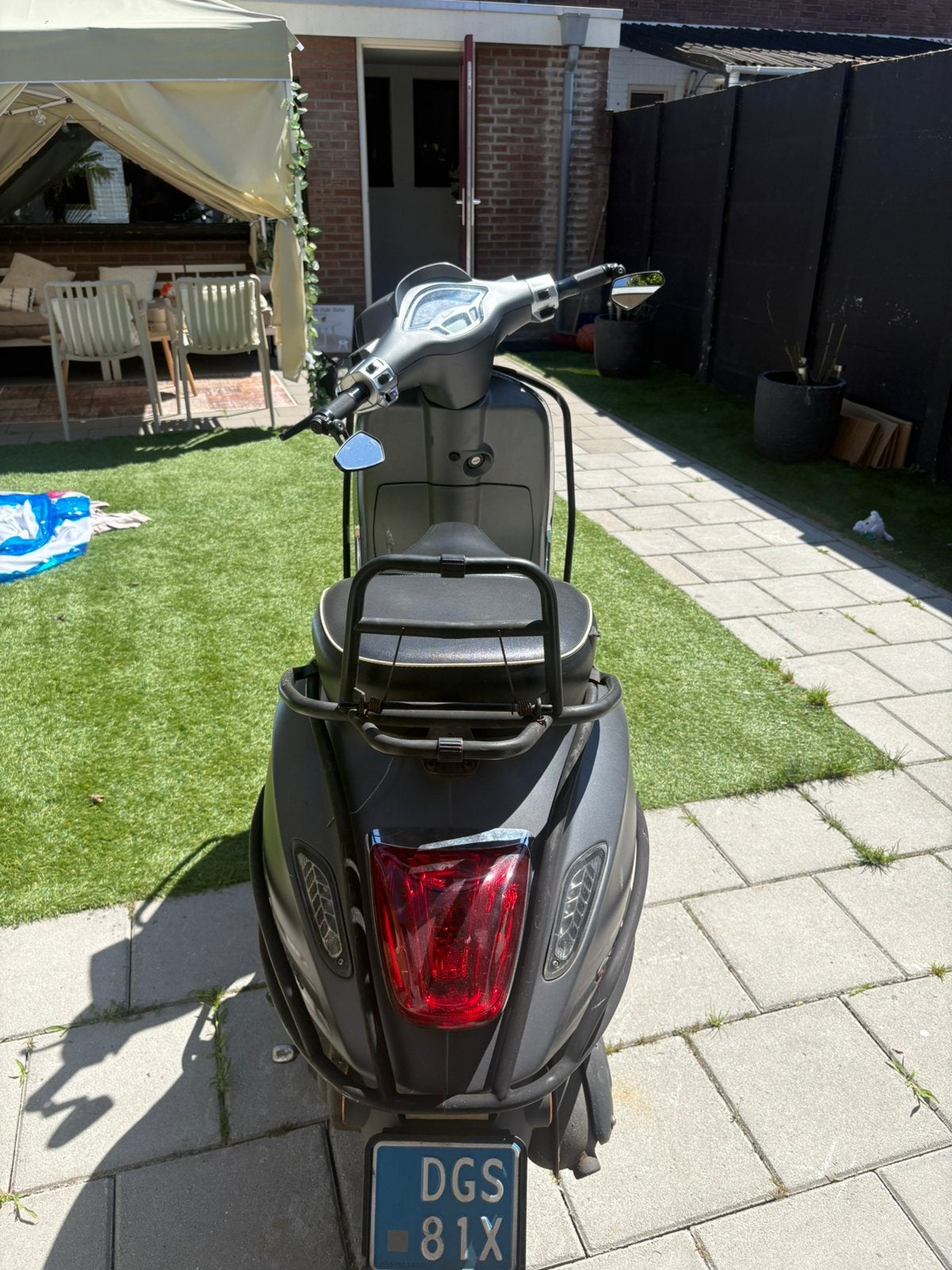 Vespa sprint grijs 2016, Ophalen, Gebruikt