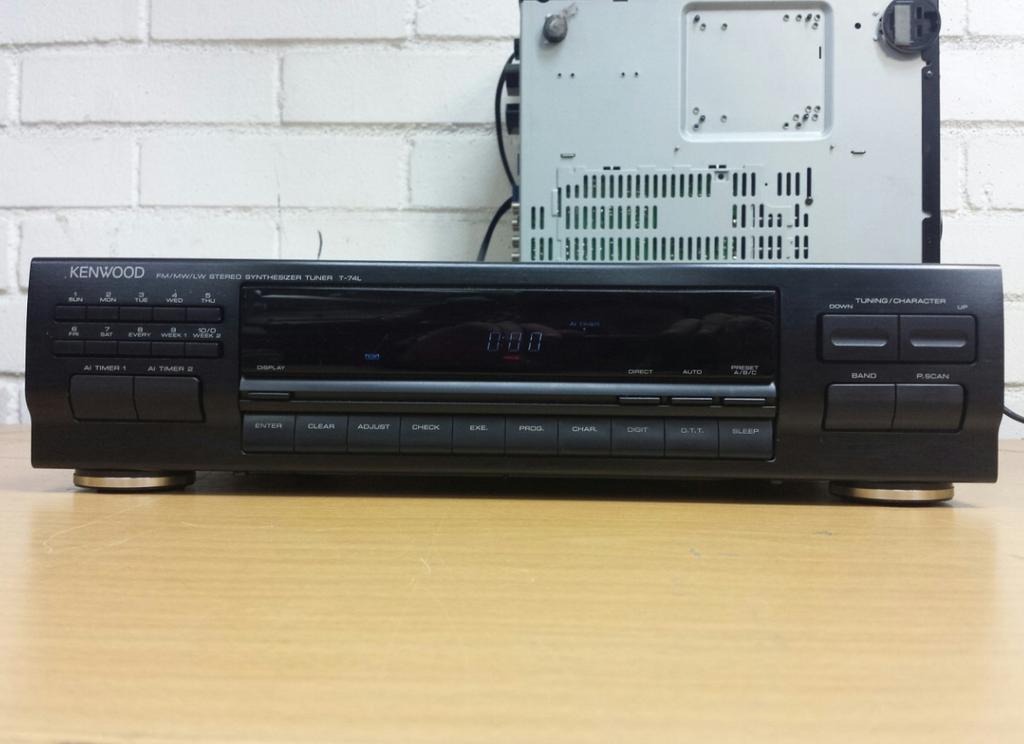 KENWOOD TUNER T-74L., Ophalen of Verzenden, Gebruikt
