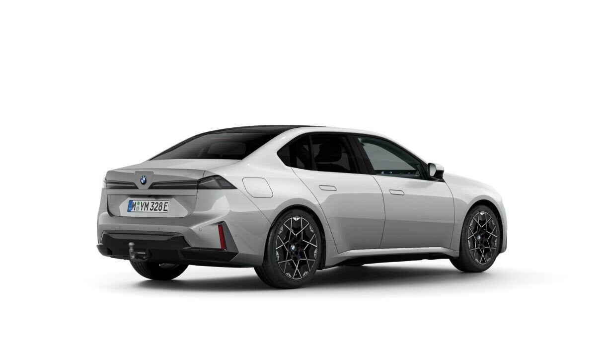 BMW i3 50 xDrive M Sport / Panoramadak / Trekhaak / M Multif, Auto's, Automaat, Dealer onderhouden, Zwart, Leder