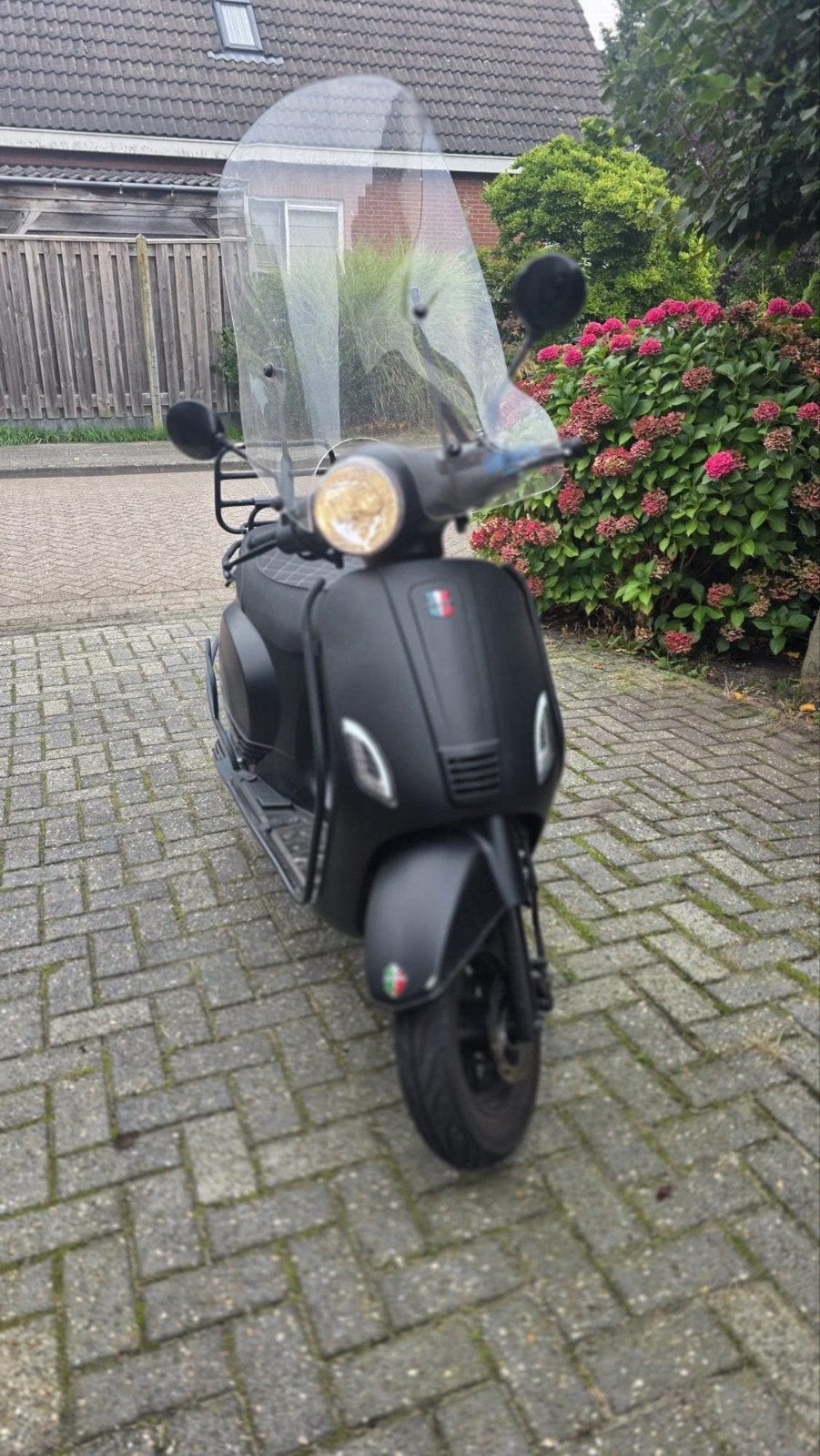 GTS Toscana Dynamic zwart met beugels, Gebruikt, Benzine, Ophalen, Overige merken