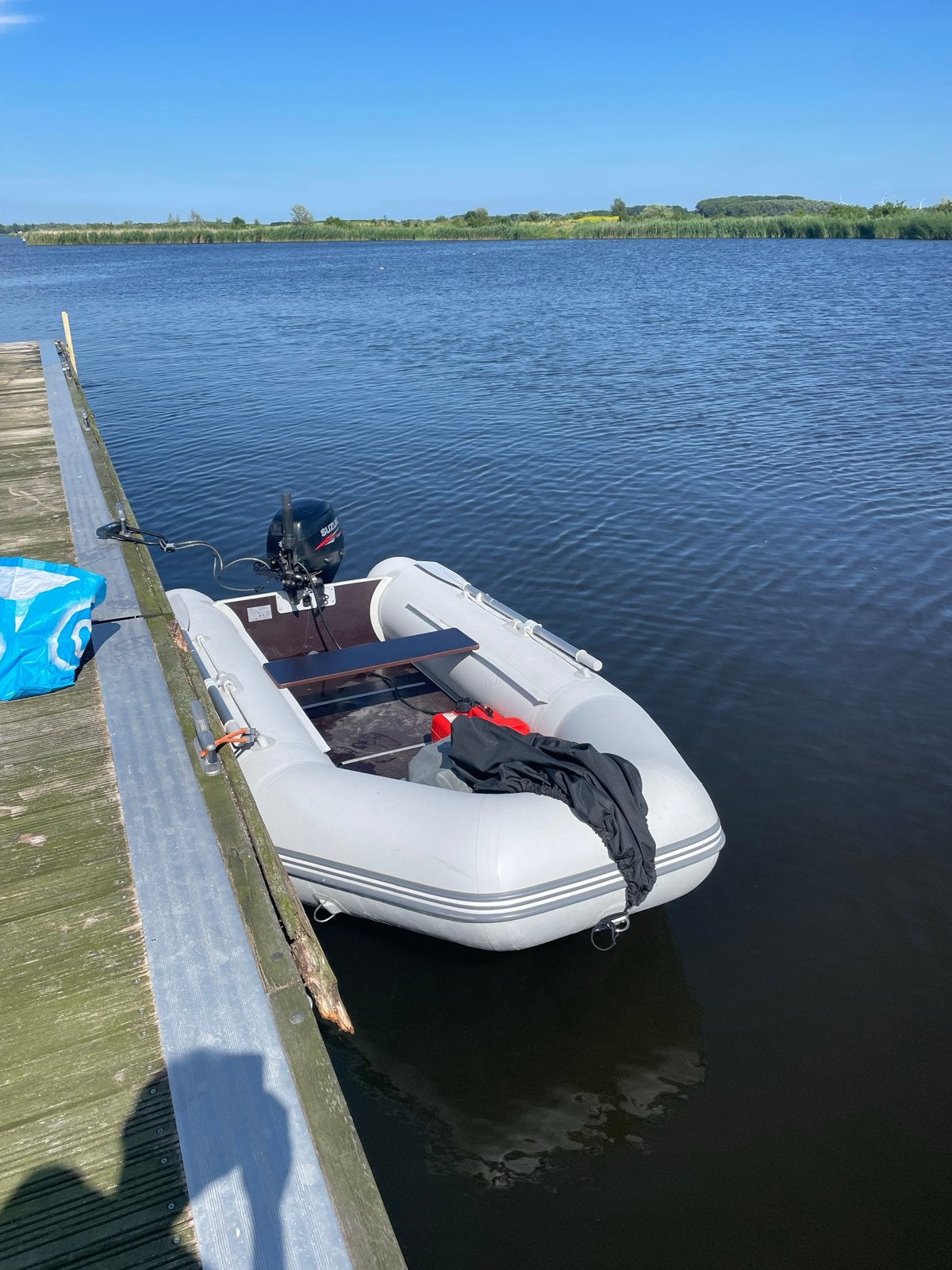 Fish 330 rubberboot met Suzuki DF9.9 buitenboordmoto, Watersport en Boten, Buiten- en Binnenboordmotoren, Ophalen, Gebruikt, Benzine