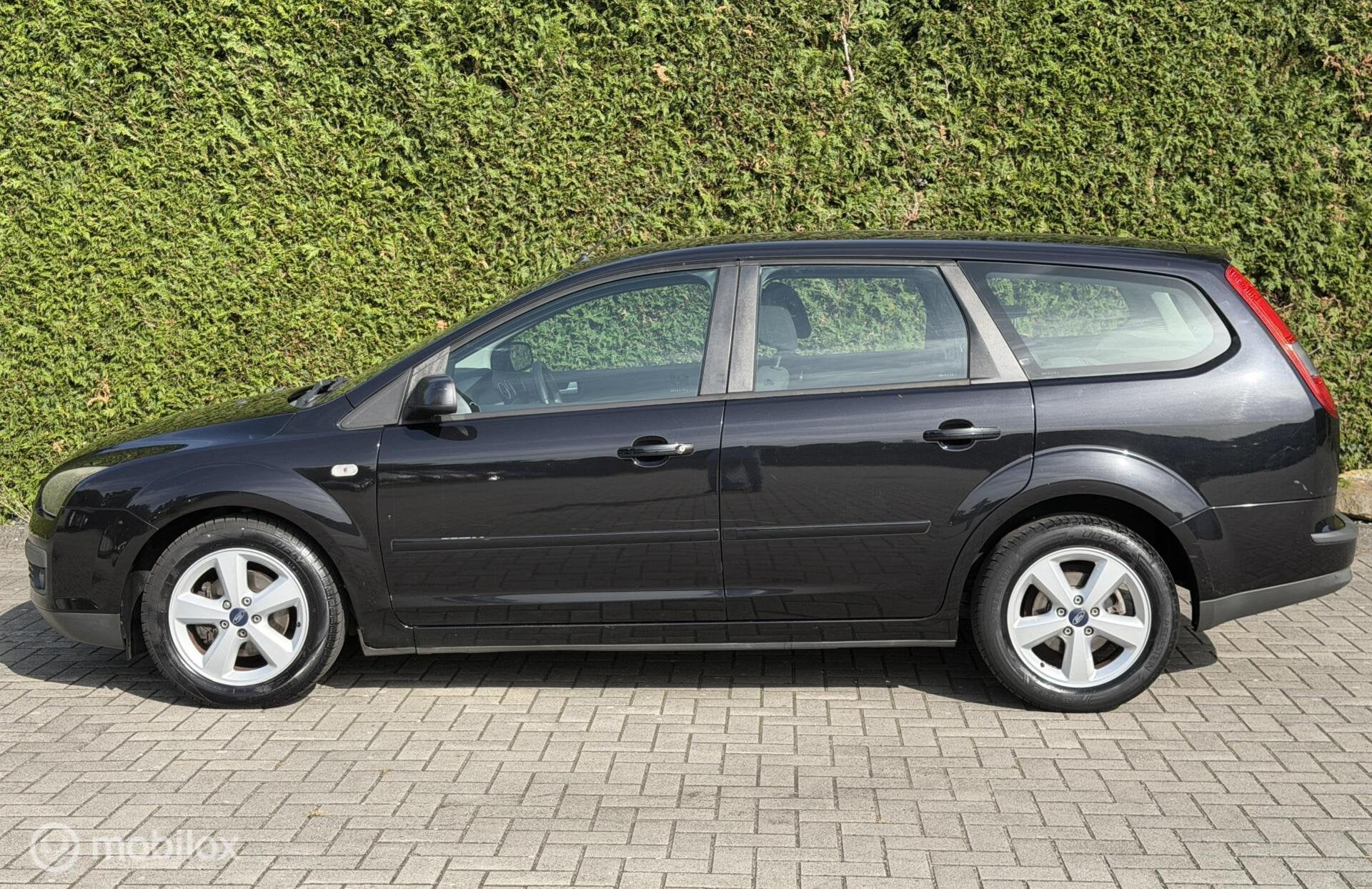 Foto 7 van Ford Focus Wagon 1.6-16V Koude Airco Cruise Distributie verv