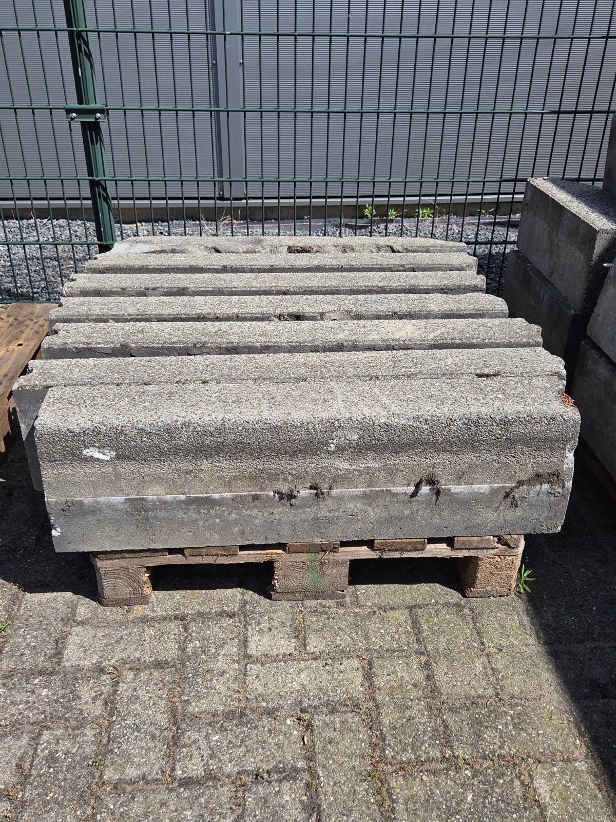 Betonband 15x25x100 grijs opsluitband stoeprand, Ophalen, Gebruikt, Minder dan 25 cm, Border