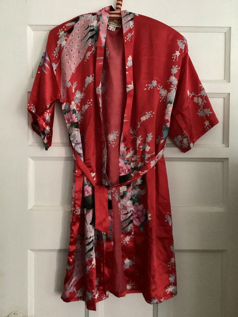 Mt 40/42 Chinees Japans zijde zijden kimono pauw dessin, Ophalen of Verzenden, Zo goed als nieuw, Maat 42/44 (L), Rood
