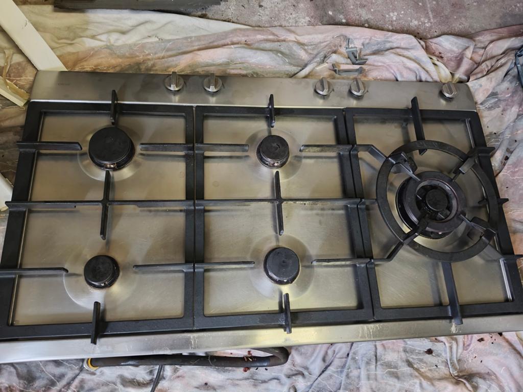 Inbouw gasfornuis - 5 pitten - RVS, Witgoed en Apparatuur, Fornuizen, Gebruikt, Inbouw, Gas, 5 kookzones of meer, Minder dan 85 cm