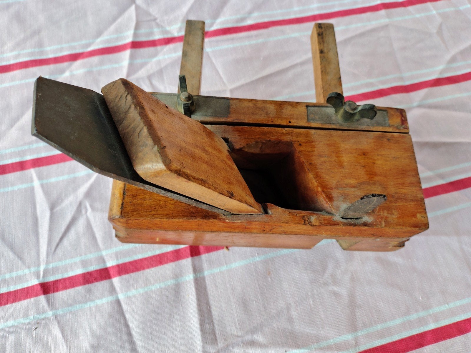 Antieke houten schaaf met metalen mes, Ophalen of Verzenden