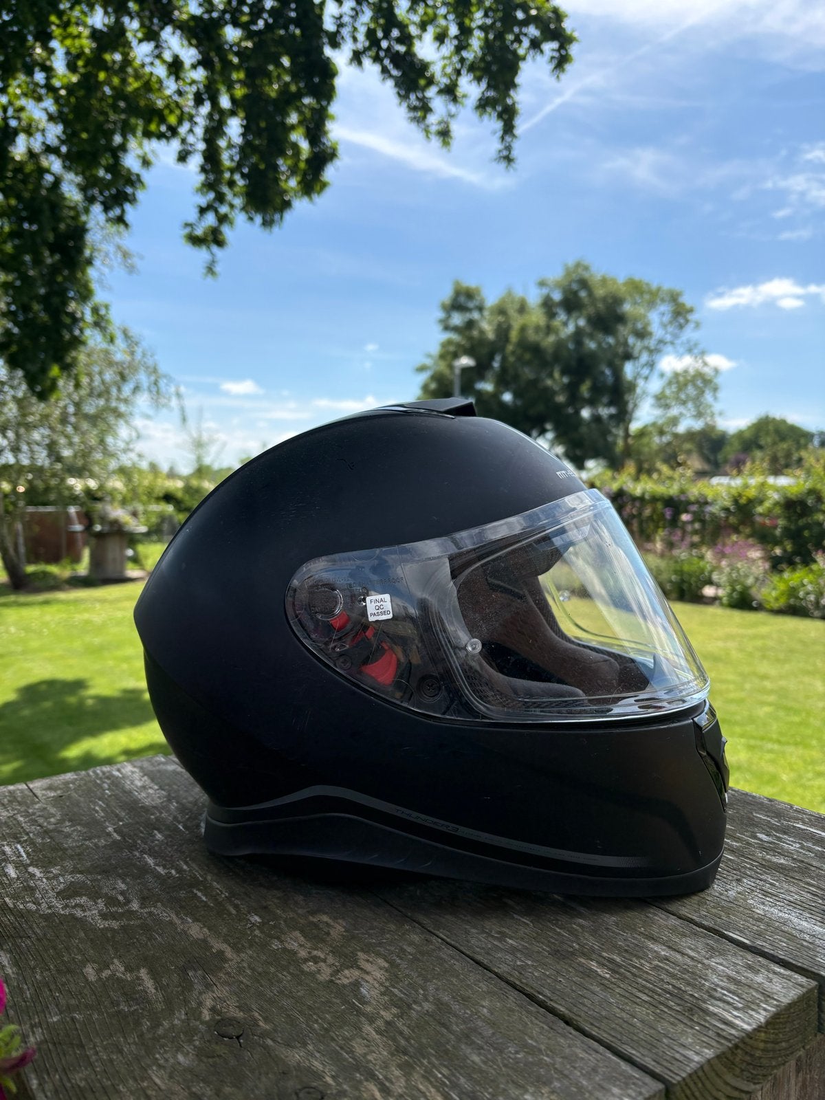 Zwartmat Integraalhelm - MT Helmets, Motoren, Kleding | Motorhelmen, Overige merken, M, Ophalen of Verzenden, Integraalhelm