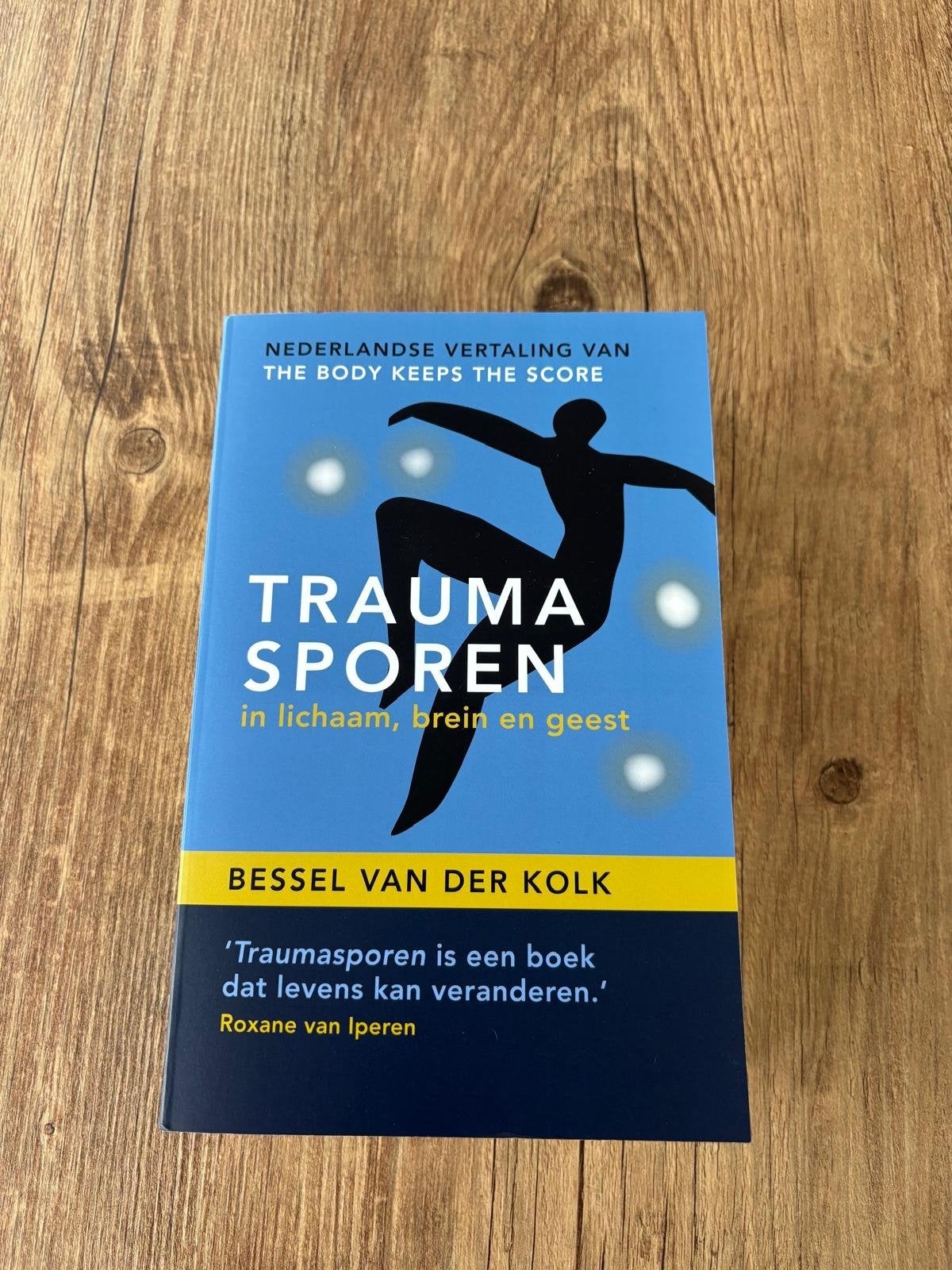 Traumasporen: In lichaam, brein en geest - Bessel van der Ko, Boeken, Psychologie, Ophalen of Verzenden, Zo goed als nieuw, Klinische psychologie