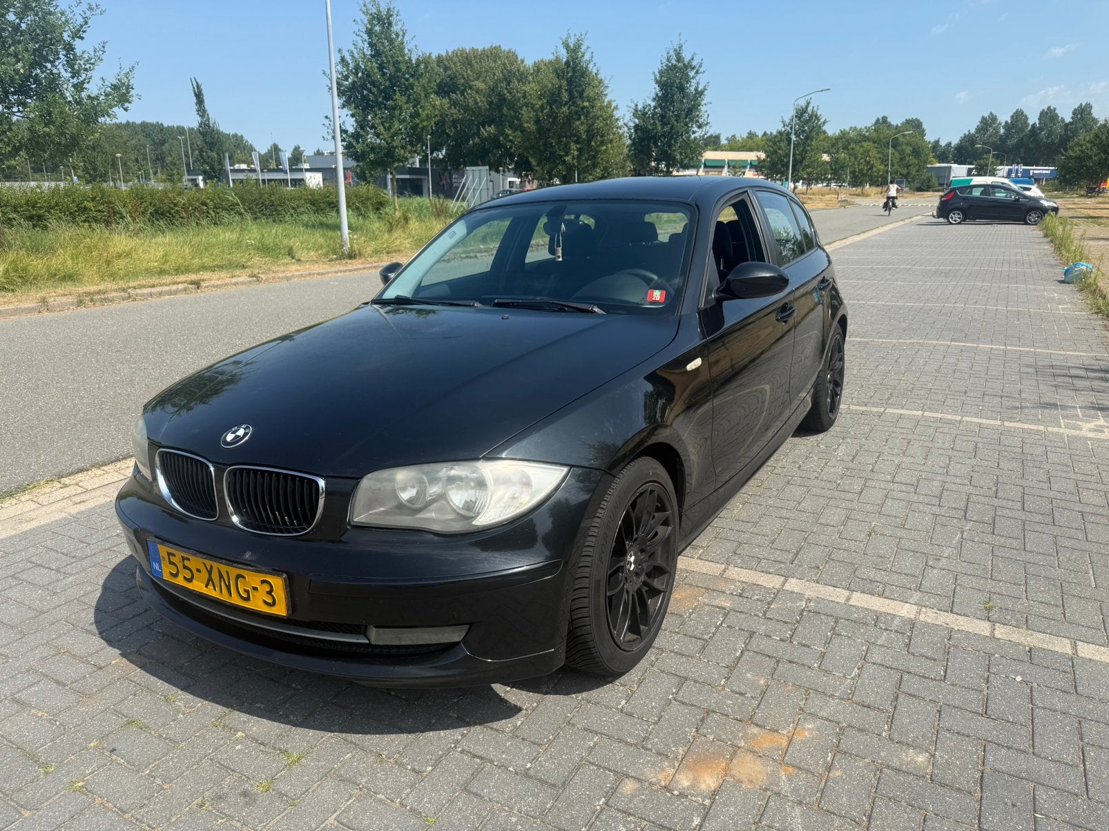 BMW 118D 1-Serie 2.0 5DR 2008 Zwart, Auto's, BMW, 1-Serie, Euro 5, Achterwielaandrijving, 1995 cc
