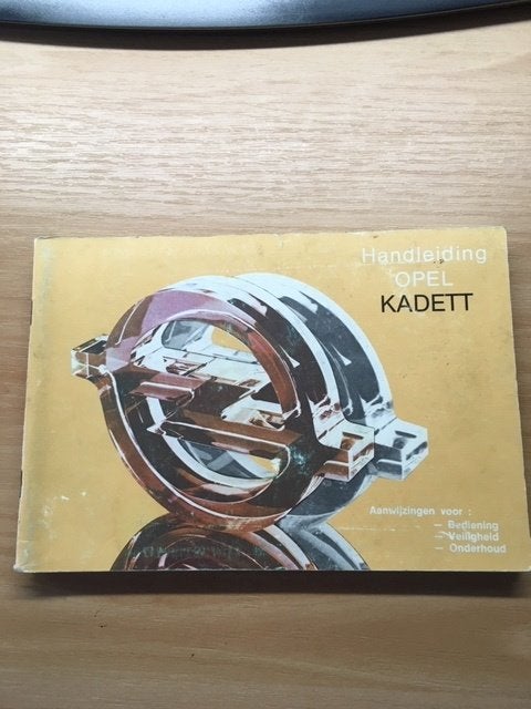 Handleiding         Opel  Kadett           1982       NL, Ophalen of Verzenden