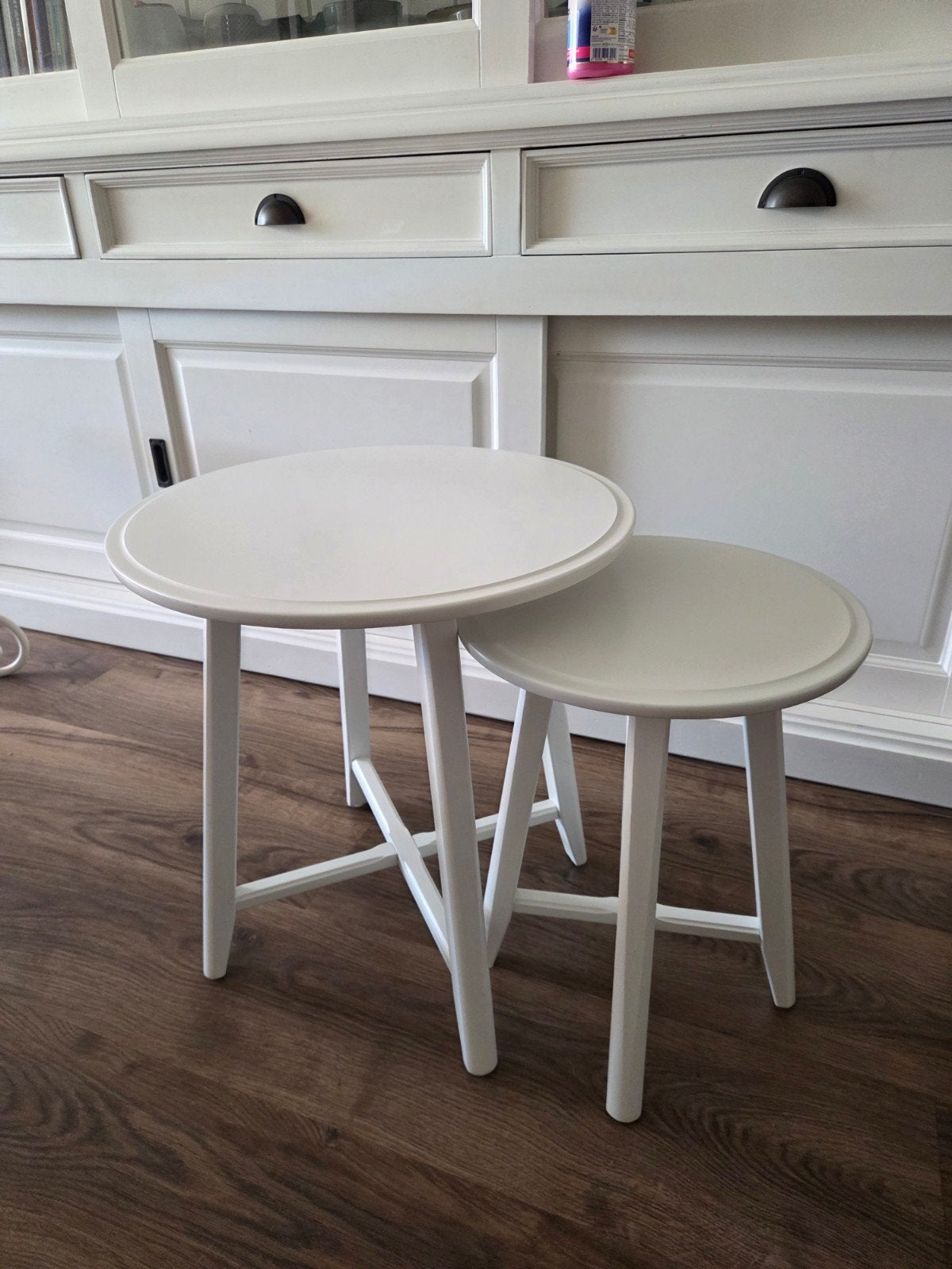 Set bijzettafeltjes Kragsta van Ikea - Wit, rond, Ophalen, Minder dan 45 cm, Minder dan 55 cm, Modern, Scandinavisch