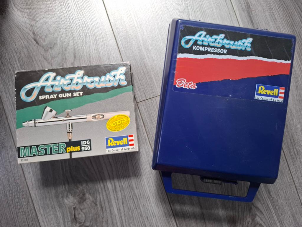 Revell Airbrush Spray Gun Set Master Plus 950 & Kompressor, Hobby en Vrije tijd, Schilderen, Ophalen of Verzenden, Gebruikt, Airbrush en Toebehoren