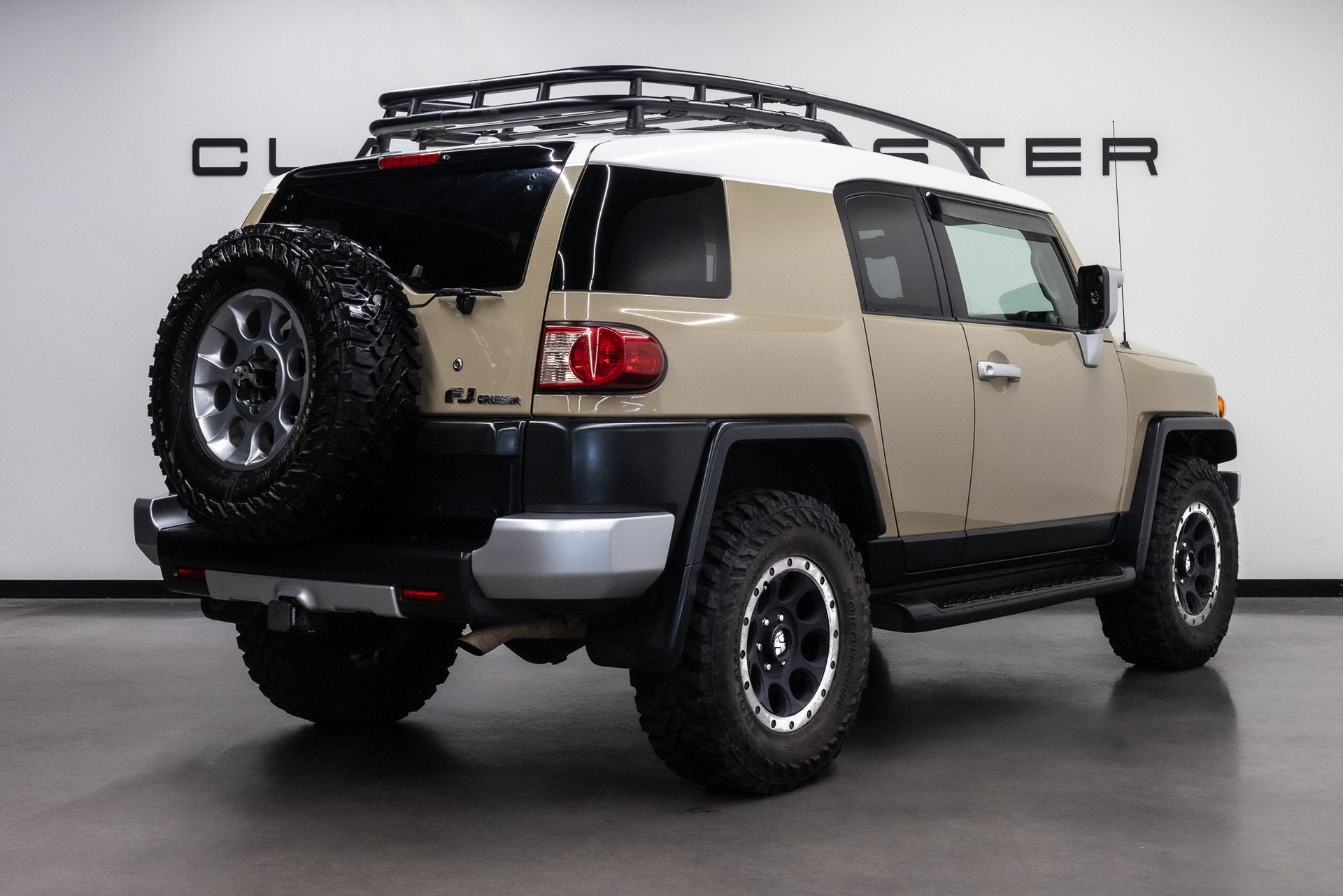 Toyota FJ Cruiser VVT-i V6 Btw auto, Fiscale waarde € 8.00, Automaat, Stof, Gebruikt, 4000 cc