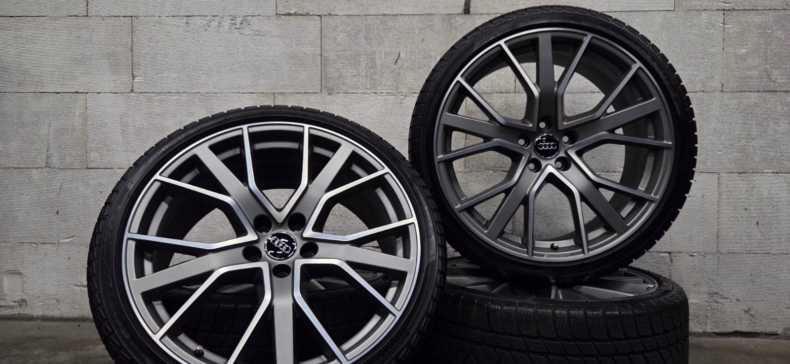 20" Audi A5 S5 Audi Sport originele velgen winterbanden 7mm, Gebruikt, 265 mm, Banden en Velgen, C