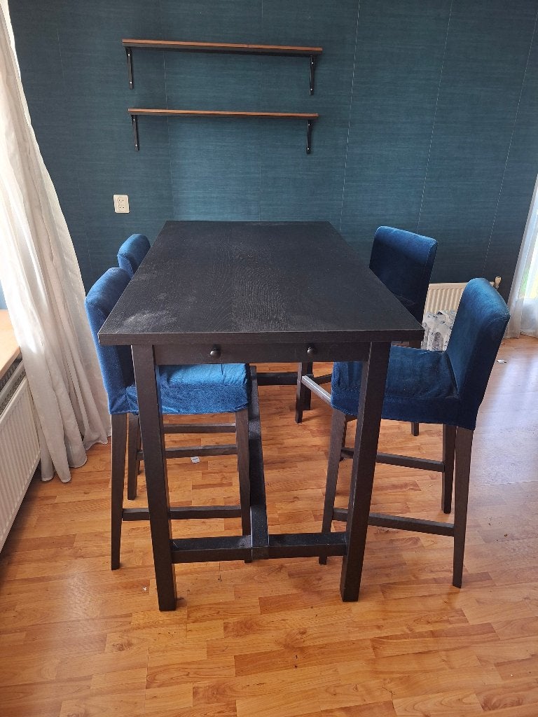 Gezellig tafelen of borrelen?, Huis en Inrichting, Ophalen, Zo goed als nieuw, Inclusief barstoelen