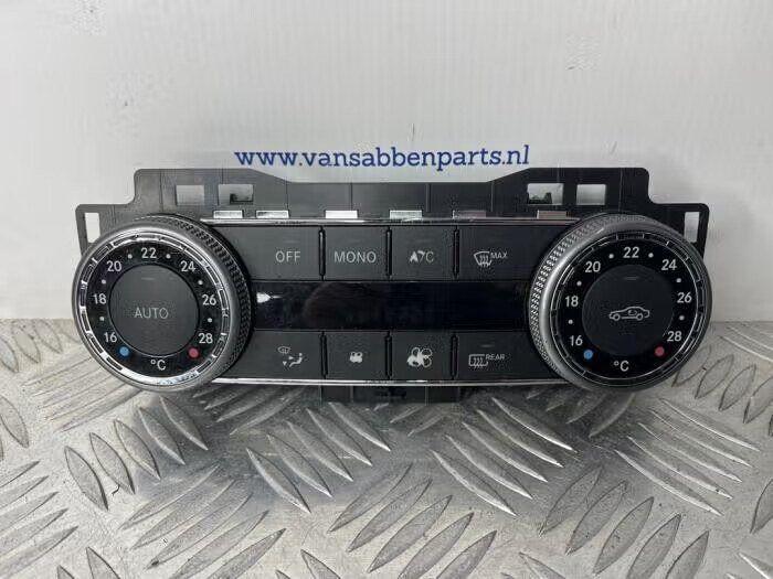 Kachel Bedieningspaneel van een Mercedes C-Klasse, Ophalen of Verzenden, Gebruikt