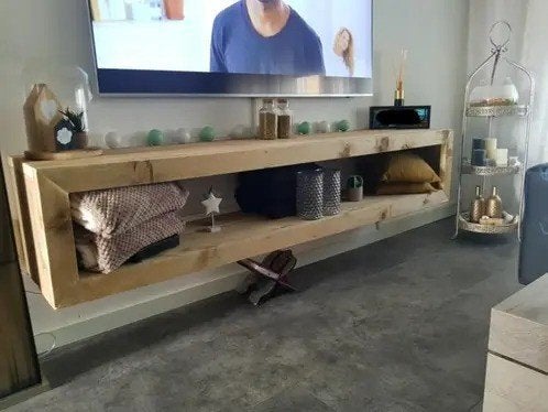 Diverse tv meubels van terug gedroogd en geschaafd hout, Ophalen, Nieuw