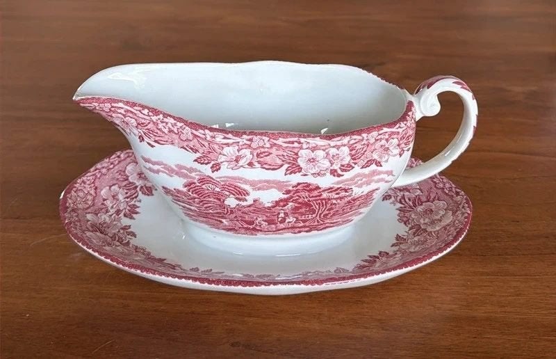 Wedgwood Woodland schenkkan met vaste schotel, Ophalen of Verzenden, Zo goed als nieuw, Overige stijlen, Kop(pen) en/of Schotel(s)