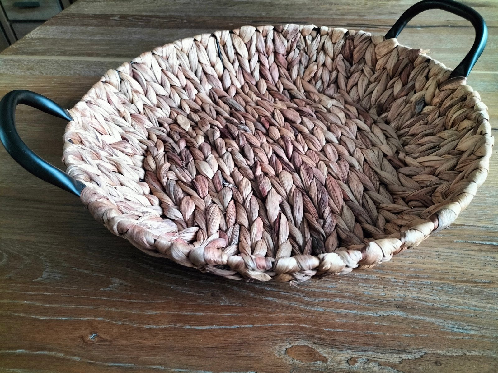 Nieuwe mand/dienblad
Lengte en breedte zijn 40/40, Huis en Inrichting, Woonaccessoires | Schalen en Manden, Ophalen of Verzenden