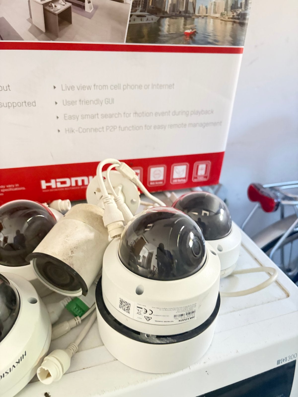 Hikvision Beveiligingscamerasysteem met NVR en 6 camera's, Ophalen of Verzenden, Gebruikt, Binnencamera