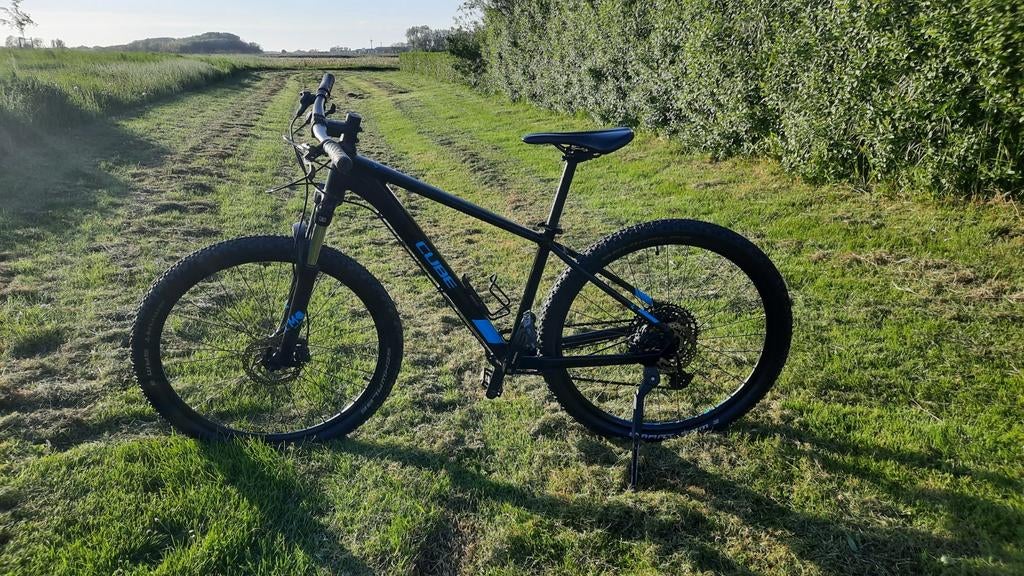 Cube Aim Race Mountainbike - Zo goed als nieuw, Fietsen en Brommers, Minder dan 45 cm, Ophalen, Zo goed als nieuw, Overige merken