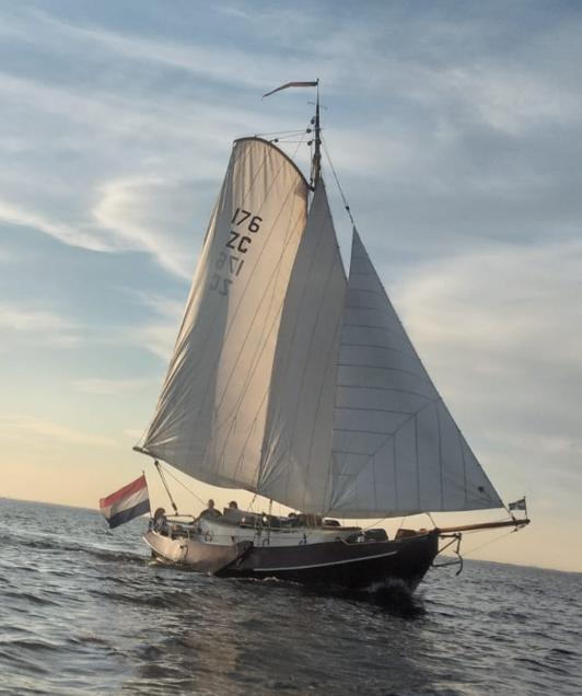 Zeeschouw 8,5 meter – compleet uitgerust en vaarklaar, Gebruikt, Staal, Binnenboordmotor, 1.80 meter