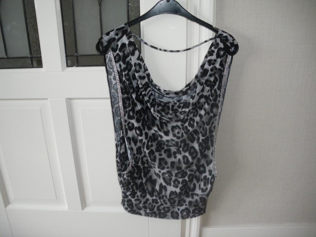 nieuw heel leuk zomer topje met binnen topje mt 38 salsa, Ophalen of Verzenden, Nieuw, Maat 38/40 (M), Zonder mouw