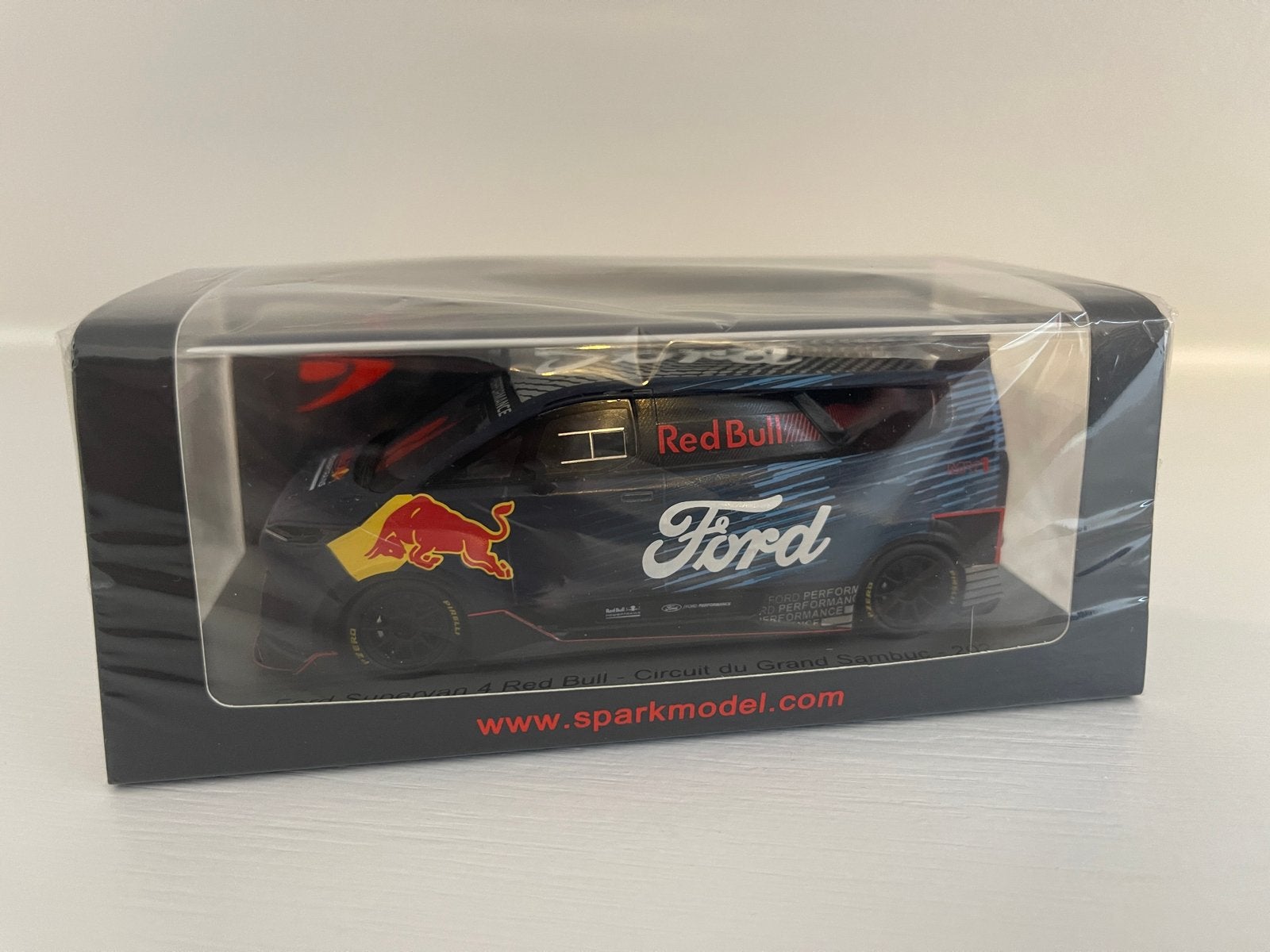 Spark 1:43 Ford Supervan 4 Red Bull Max Verstappen 2023, Ophalen of Verzenden, Nieuw, Auto, Overige merken