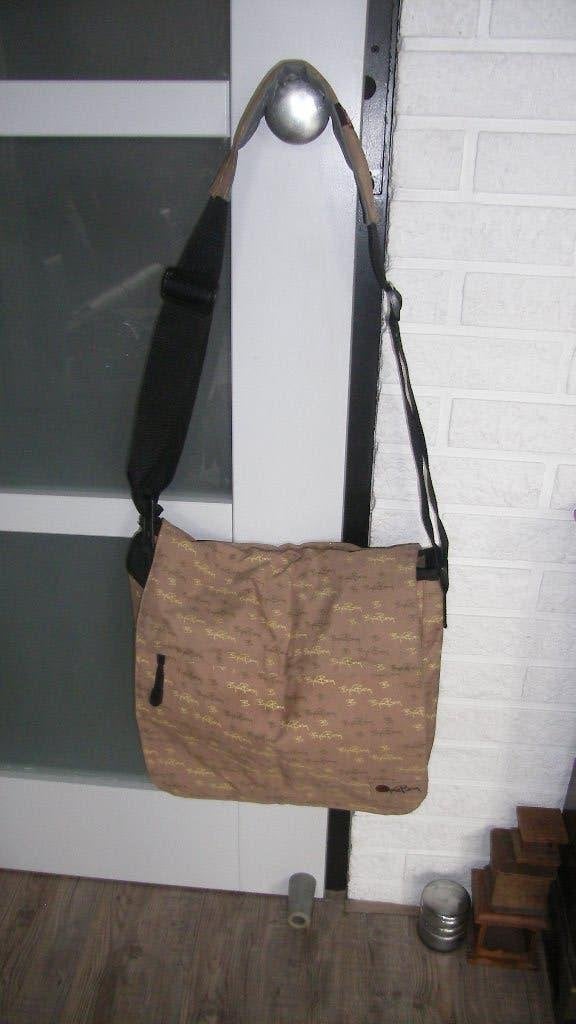 TE KOOP LEUKE DAMESTASSEN /SCHOOLTAS /LAPTOPTAS, Ophalen of Verzenden, Gebruikt, Bruin, Handtas