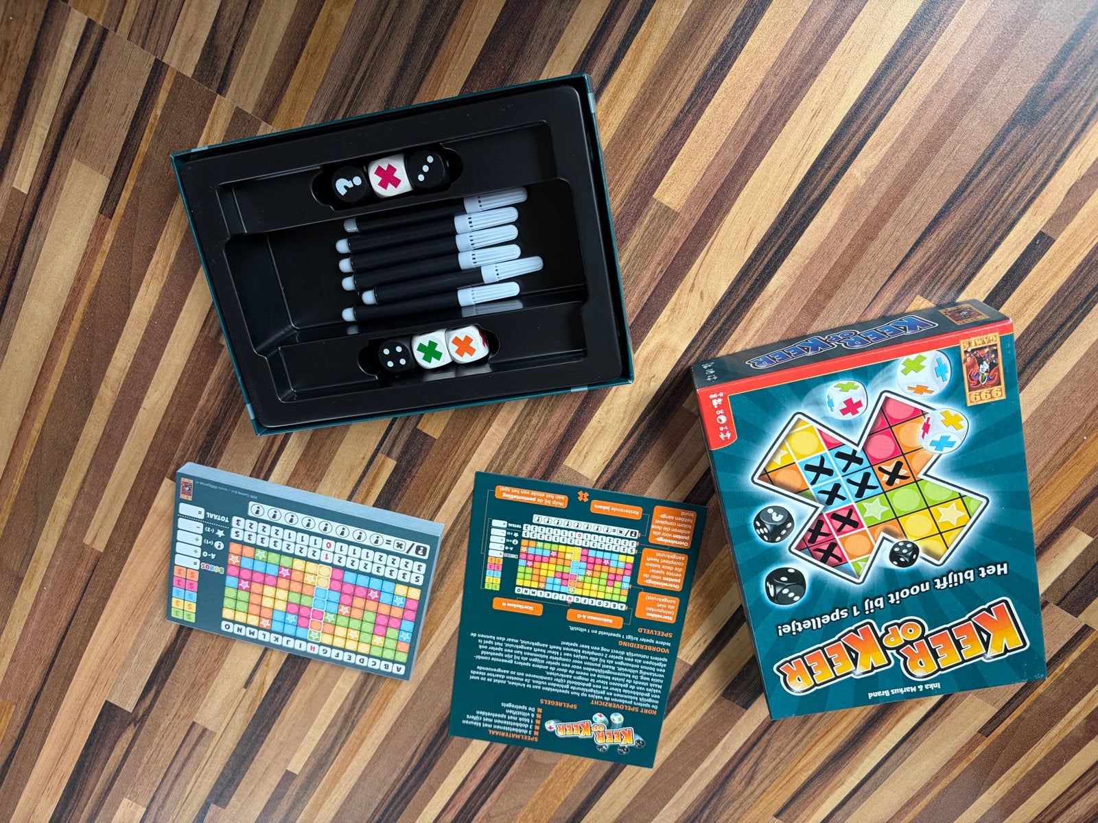 Keer op Keer dobbelspel - Zo goed als nieuw, Een of twee spelers, Ophalen of Verzenden, Zo goed als nieuw